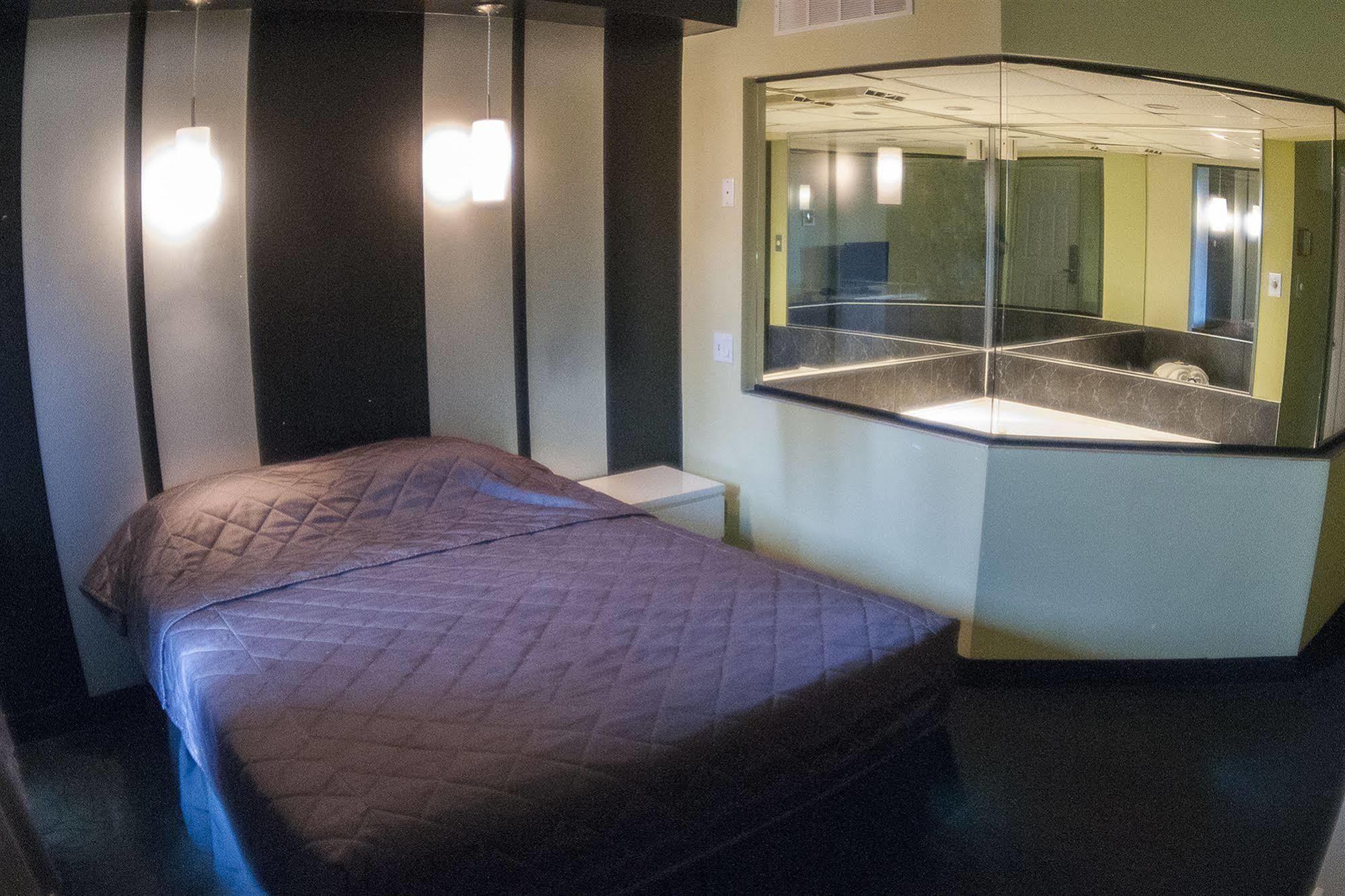 Motel Labarre ロンゲール エクステリア 写真