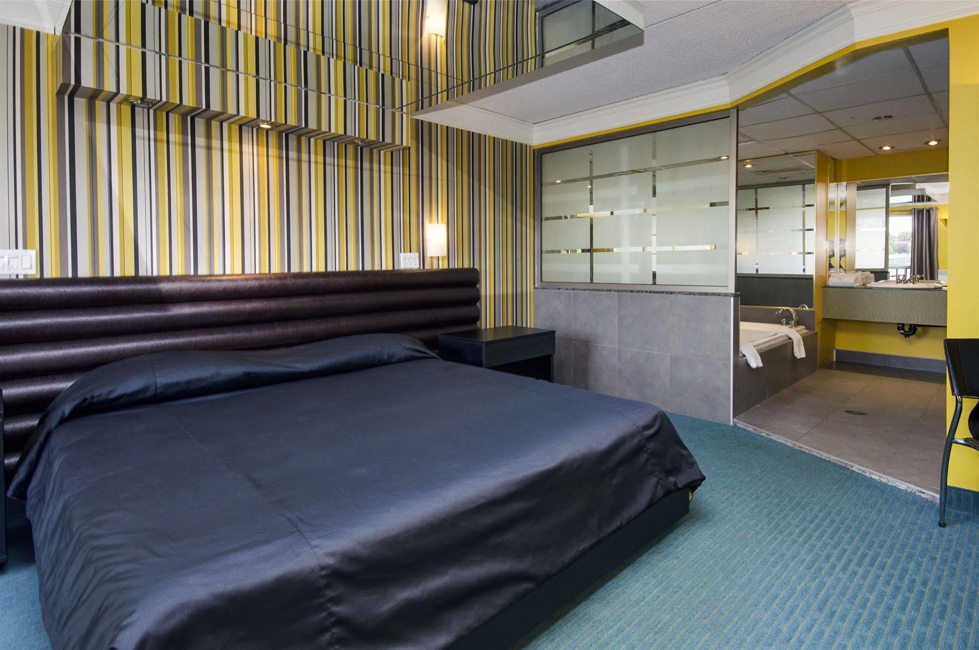 Motel Labarre ロンゲール エクステリア 写真