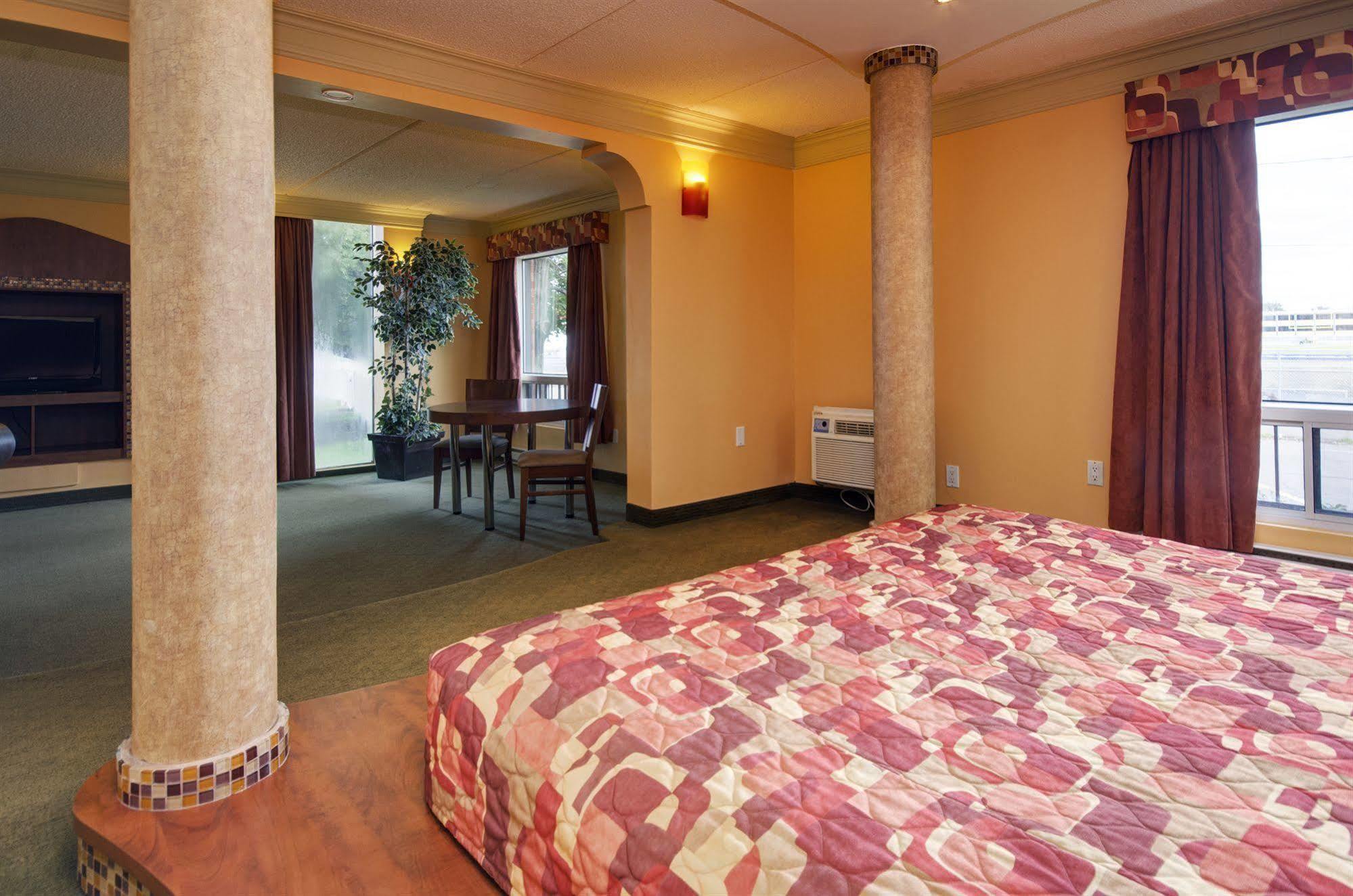 Motel Labarre ロンゲール エクステリア 写真