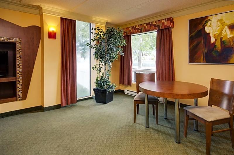 Motel Labarre ロンゲール エクステリア 写真